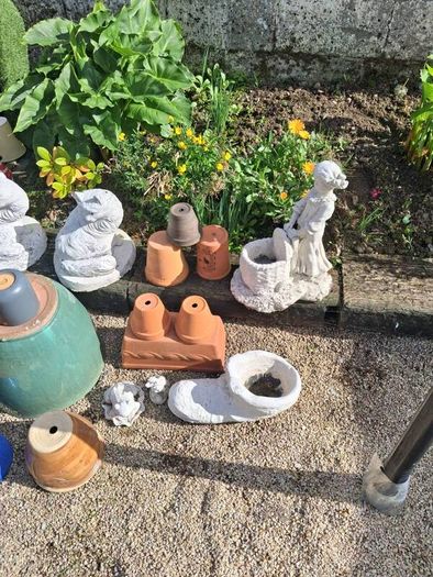 Selection of glazed & terracotta pots