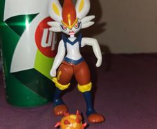 Pokemon Cinderace Figure