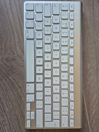 Apple Wireless Keyboard