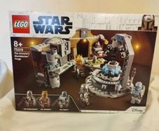 Lego 75319 The Armorer's Mandalorian Forge