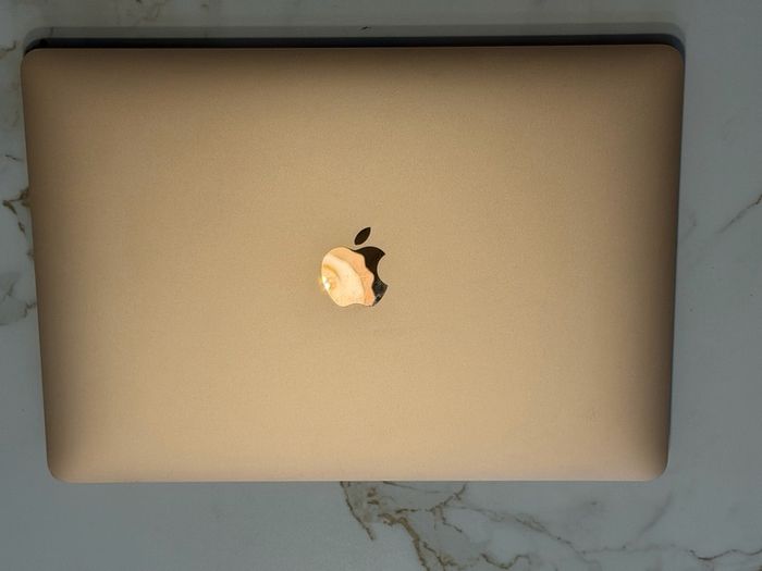 MacBook Air Intel Core i7 16GB 1TB