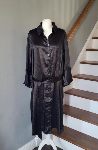 CurveWow black satin dress, Size 18, BNWT