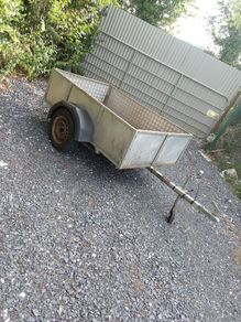 Car trailer