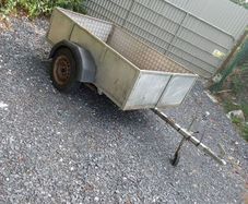 Car trailer