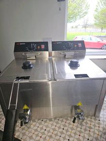 Commercial Electric Twin Tank Deep Fryer.