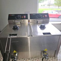 Commercial Electric Twin Tank Deep Fryer.
