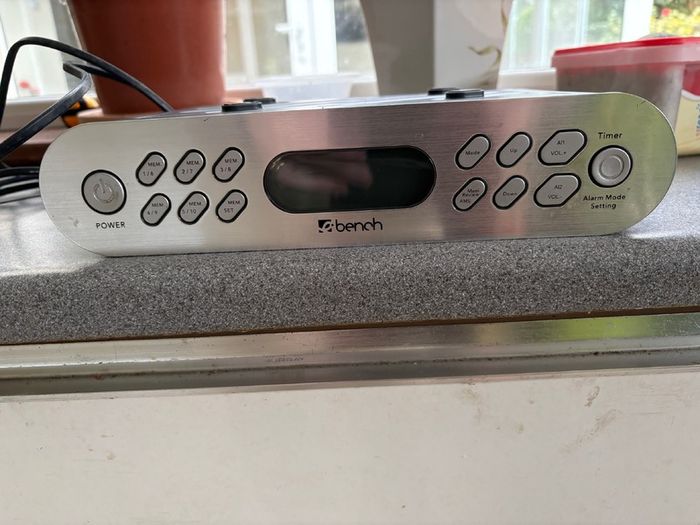 Bench Under Counter Radio