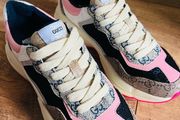 Gucci sneakers