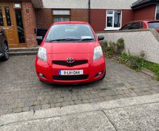 Toyota Yaris 2011