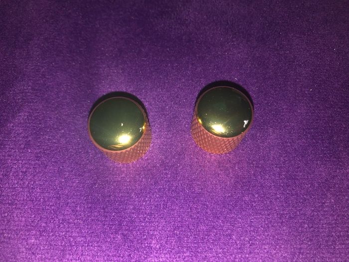 Guitar Gold Knobs Set Of 2 brand new