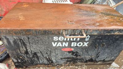 van vault tool box lorry tippet tools