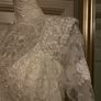 Wedding dress immaculate condition Image 8