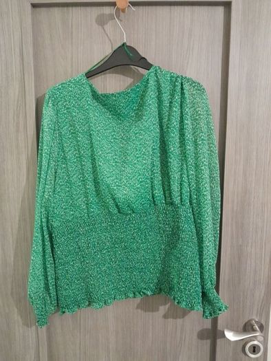 Green long sleeve occasion top size 18 dunnes stores/gallery