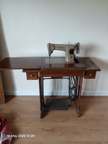 Singer Sewing Machine