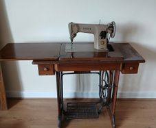 Singer Sewing Machine