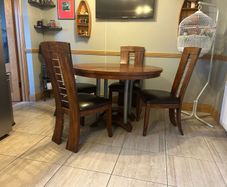 Kitchen table and 4 chairs