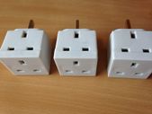 Socket Adapters 2 Plug