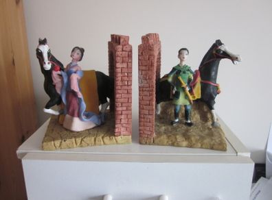 Walt Disney Hand Painted Mulan Resin Bookends.