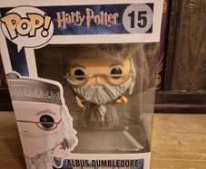 Funko Pop! Albus Dumbledore 15 , Classic Harry Potter (Mint, Never Opened)