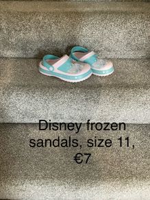 Disney frozen sandals, size 11, great condition