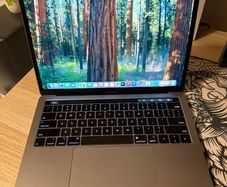Apple MacBook Pro 2019 - Touchbar