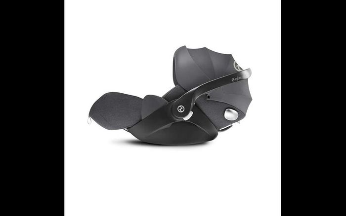 Baby car seat Cybex + Isofit