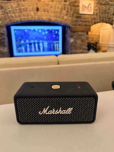 Marshall bluetooth speaker