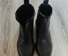 Horse riding shoes size 36