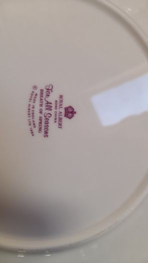 Royal Albert "For all seasons " dinner set