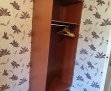 wardrobe, no doors
