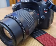 Canon Eos Rebel T5i