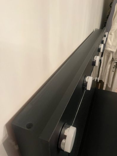 dressing table with mirror and lights