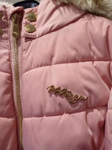 McKenzie girls jacket size 6-7 Yrs