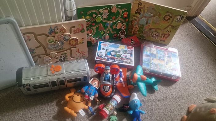 toys