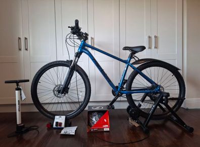 Merida Big Seven 60 Mountain Bike Bundle