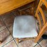 Table and chairs Image 3