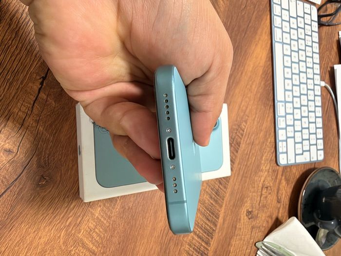 iPhone 16 mint condition simfree