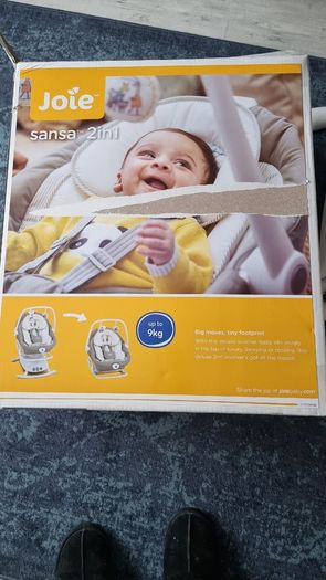 Joie Sansa 2 in 1 baby swing and Rocker -excellent