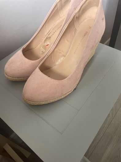 Pink Wedges