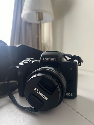 Canon M50 Mark II Bundle