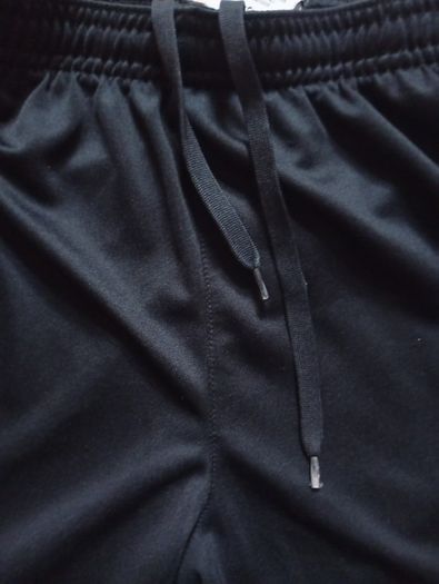 Nike Shorts (( kids Age 11-12yrs))