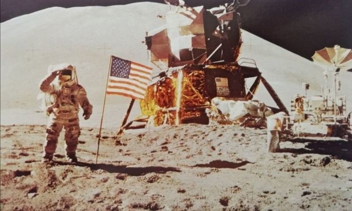 1971 Apollo 14 & 15 Official NASA Colour Photos (X20)