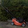 petrol lawnmower Image 2