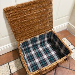 Hamper basket