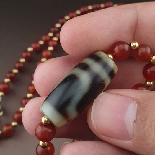 Vintage Carnelian Agate From Mali With Himalayan 1 Eyes Tibetan Agate Dzi Pendant Necklace