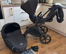 Cybex Priam Travel System 2024