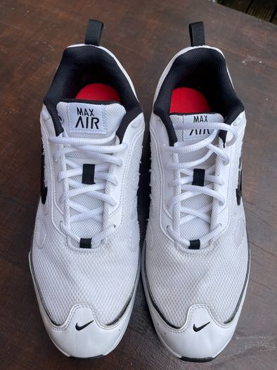 Nike Air Max size 11