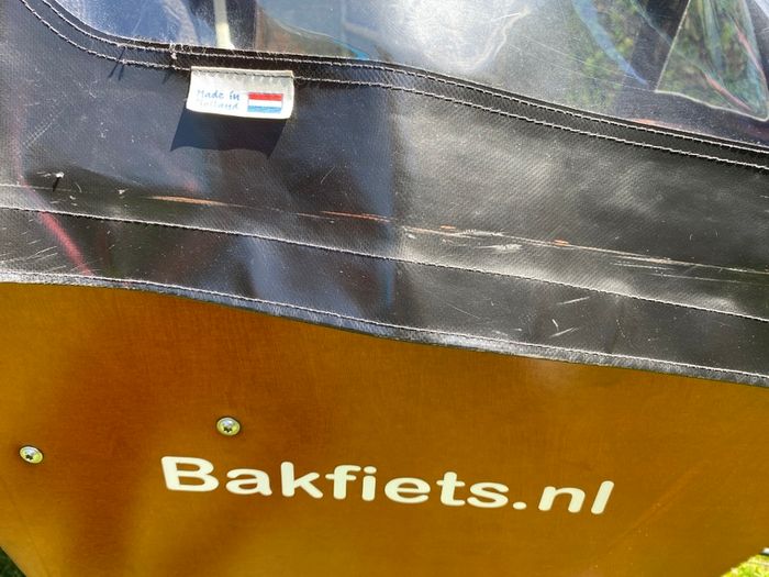 Bakfiets Classic Electric Cargo Bike Short Steps