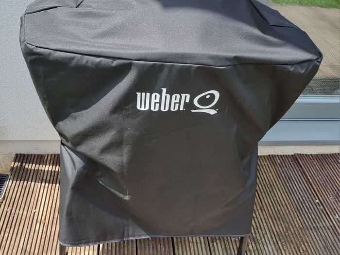 Weber Q2000