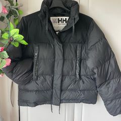 jacket black helly Hansen puffer jacket size medium
